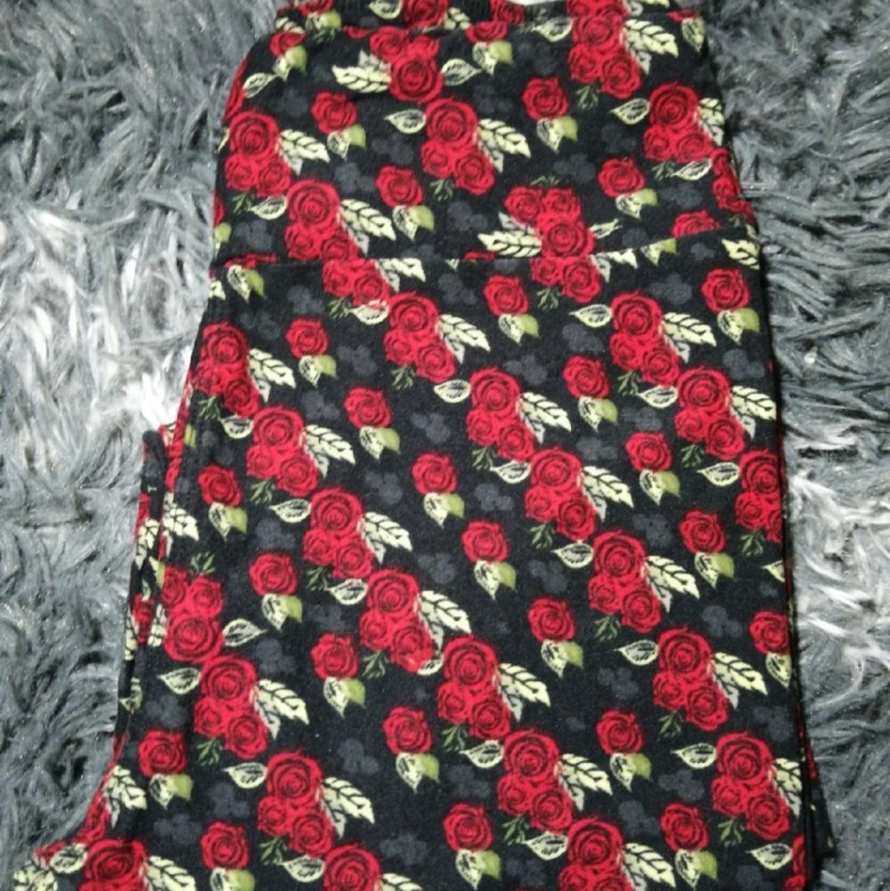 New Lularoe OS rose legging